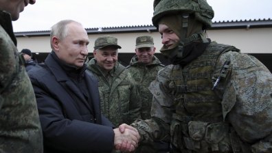 Путин за първи път посети център за обучение на мобилизирани руснаци