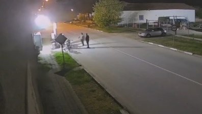 С бясна скорост шофьор помете момче на улица в Гулянци и избяга