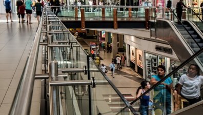 Новите молове в Европа са все по-малко