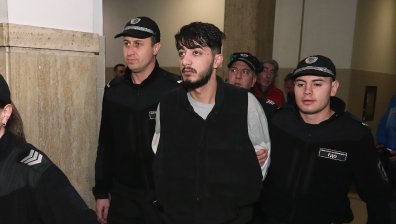 Съдът остави в ареста дрогирания сириец, предложил &euro;10 000 подкуп