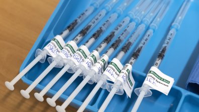 EMA: Разочароващ е броят на европейците, поставили бустер преди зимния период