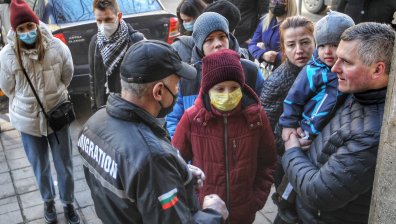 ЕП прие резолюция за защита на бягащите от войната деца