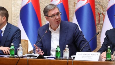 Вучич търси помощ от САЩ за справяне с енергийната и петролна криза в Сърбия