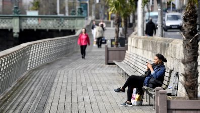 Дъблин удря гражданите си с една от най-строгите блокади на Стария континент