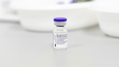 BioNTech може да увеличи производството си до 2022 г. с до 3 млрд. дози