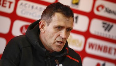 Акрапович излиза с променен състав срещу "Черно море" за Купата