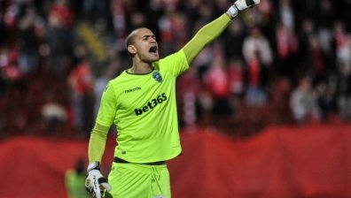 "Бенфика" вади 2,5 млн. евро за вратар на "Лудогорец"?