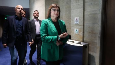 Нинова в НС: Рушите всякакви основи на правова държава и на институции