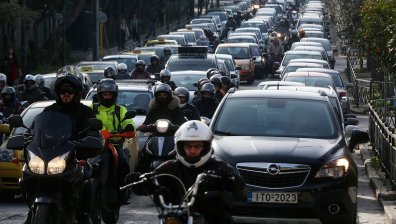 Важно за шофьорите в Гърция - кои камери записват нарушения и налагат глоби