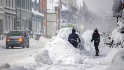 МВнР предупреди българите за транспортен хаос в Норвегия заради снеговалеж