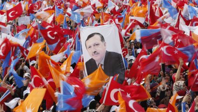 Изборите в Турция протичат на фона на протестите срещу Ердоган
