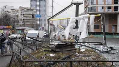 Сухопътни войски влязоха в Украйна, противовъздушната отбрана е неутрализирана (+ВИДЕО)