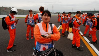 Тайфун обърка сериозно сметките във Формула 1