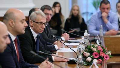 Денков пред студенти: Търпимостта към корупцията е една от разделителните линии