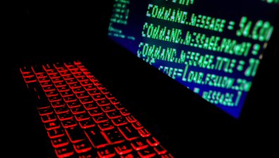  Живее като скитник: Заплахите на "Червения пират" не били само към министри