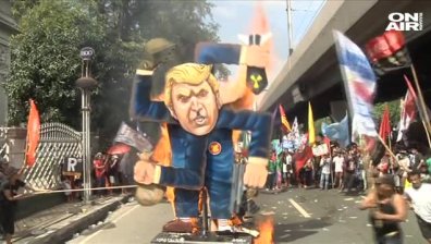 Тръмп бе посрещнат от ожесточени протести в Манила