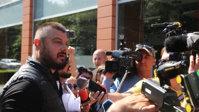 Николай Бареков се самоизолира за рождения си ден заради Ковид-19