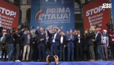 Под дъжда: В Милано се събраха на митинг крайнодесни партии от 11 страни