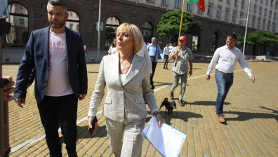 Манолова: Не давайте шанс на големите партии, те докараха българския народ до мизерия