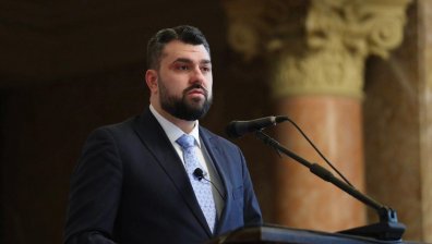 Георг Георгиев: Служебният кабинет въвлече Украйна в заблуда за PR разходка