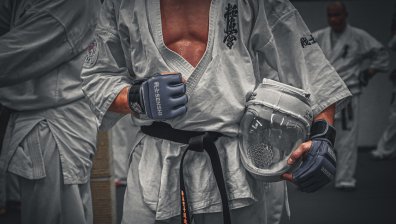 Президентът на Световната Кудо федерация шихан Осада пристига на международен летен лагер в България