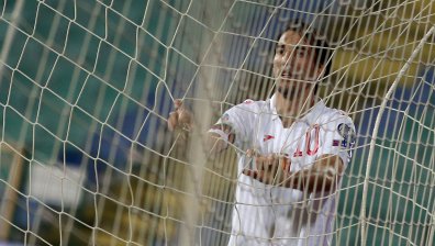 Ивелин Попов се контузи при победа над ЦСКА в Москва