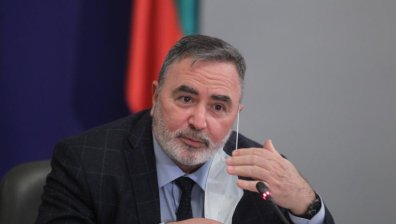 Кунчев: Маските за учители и ученици да станат задължителни