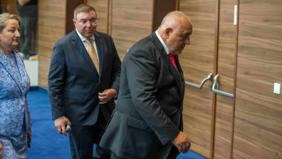 Бойко Борисов е смачкан в ъгъла, заяви Божидар Божанов от ПП-ДБ