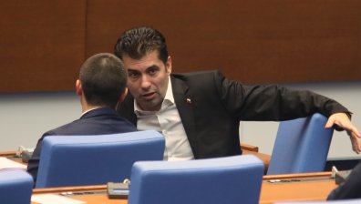 ПП-ДБ предлагат депутатите да не работят по време на предизборната кампания