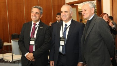 Плевнелиев: Украйна ни дава надежда ние също да се борим за свободата си