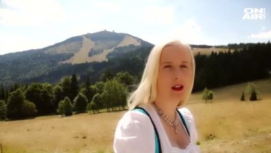 Нестандартна обява: Кметица на малко село в Германия търси лекар и... мъж