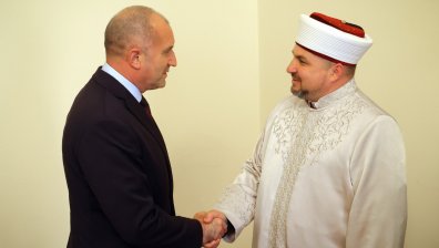 Радев: България е пример за разбирателство между общностите