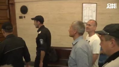 Петимата полицаи, осъдени за смъртта на Чората, излизат от затвора 