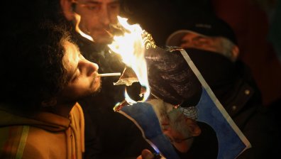 Близо 600 жертви при протестите в Иран, а над 10 хиляди са арестувани