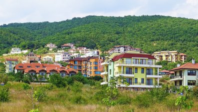 Задържаха двама руснаци, буйствали в Свети Влас