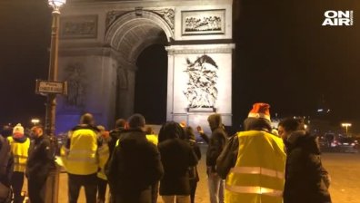 "Жълтите жилетки" неуморни - нови протести във Франция