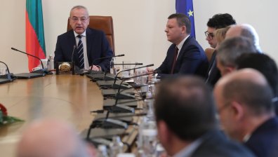 Служебният кабинет отчете каква работа е свършил