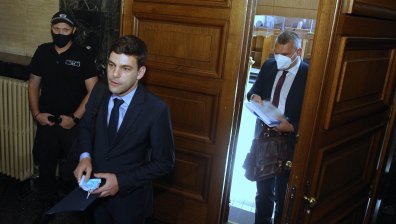 Софийският градски съд разгледа регистрацията на "Продължаваме промяната" като партия