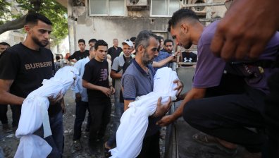 Израел и "Хамас" не могат да сложат край на касапницата в Ивицата Газа