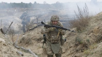 Южна Корея не изключва възможността да предостави оръжия директно на Украйна