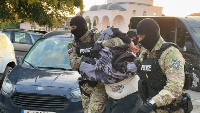 МВР с акции срещу купуването на гласове в ромските махали в София, Бургас и Айтос