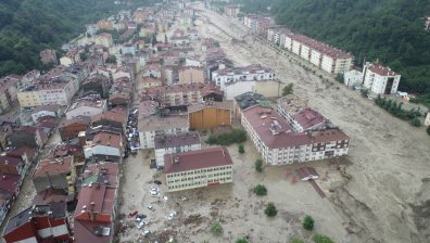 Воден ад в Турция: 27 души се удавиха след проливните дъждове