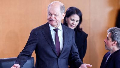 Германия се тресе от вътрешни противоречия и външен натиск заради Русия и Украйна