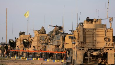 САЩ изпращат войски да охраняват петролните полета в Източна Сирия