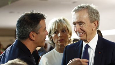 Как най-богатият човек изпитва наследниците си и кой ще получи милиардите му?