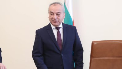 Първото редовно заседание на новия служебен кабинет