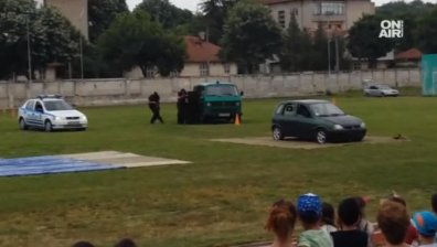 Състоянието на пострадалото при взрив от граните момиче, се подобрява