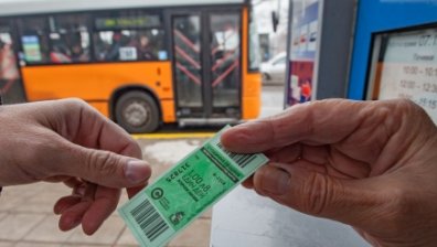 До обед в София се продадоха 42 000 зелени билета за градския транспорт