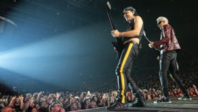 Scorpions промени текста на Wind of change, махна Москва и възпя Украйна