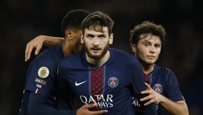 Автобусът на ПСЖ замерян с камъни след мача с "Атлетик" (Билбао)